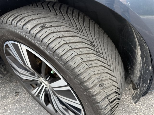 Used 2022 Volvo XC60 B6 Inscription w/ Advanced Package AWD/4WD image 5