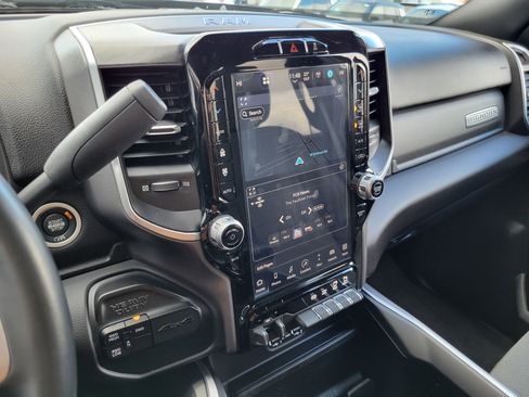 Used 2023 RAM 2500 Big Horn w/ Night Edition image 15