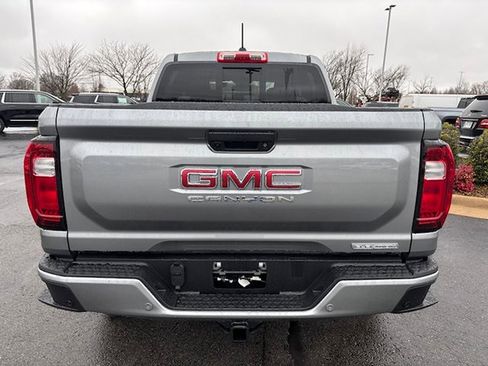 New 2025 GMC Canyon Elevation w/ Convenience Package image 4