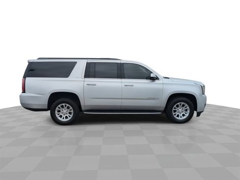 Certified 2020 GMC Yukon XL SLT image 9