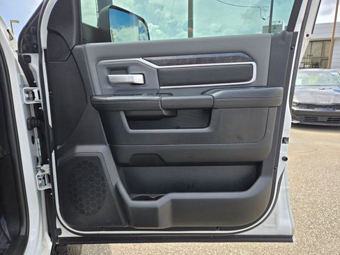 Used 2019 RAM 2500 Big Horn image 48