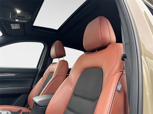 Used 2024 MAZDA CX-5 Carbon Edition image 17