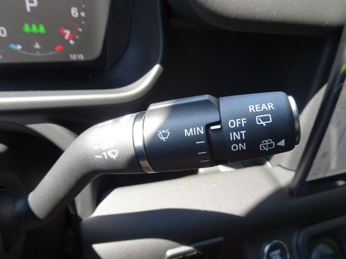 New 2025 Land Rover Defender 110 S image 22