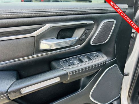 Used 2023 RAM 1500 Laramie AWD/4WD image 15