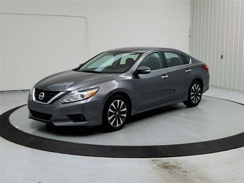 Used 2017 Nissan Altima 2.5 SL image 3