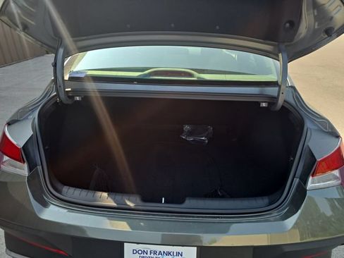 New 2026 Hyundai Elantra SE FWD image 9