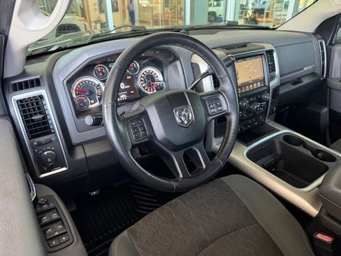 Used 2016 RAM 2500 Big Horn RWD image 3