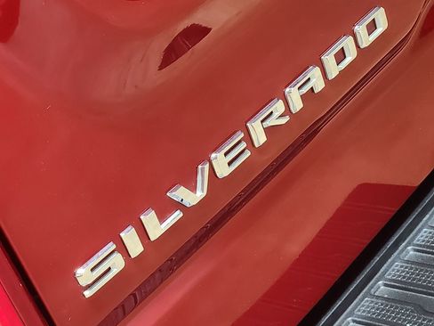 Used 2022 Chevrolet Silverado 1500 Custom RWD image 25