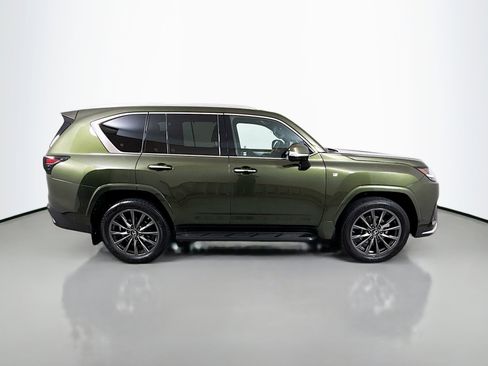 Used 2023 Lexus LX 600 F Sport w/ Accessory Package (Z1) image 8