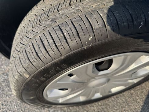 Used 2018 Ford Transit Connect XL image 13