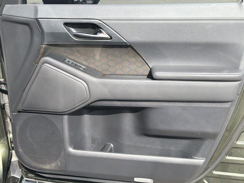 Used 2024 Lexus GX 550 w/ Accessory Package (Z1) AWD/4WD image 14