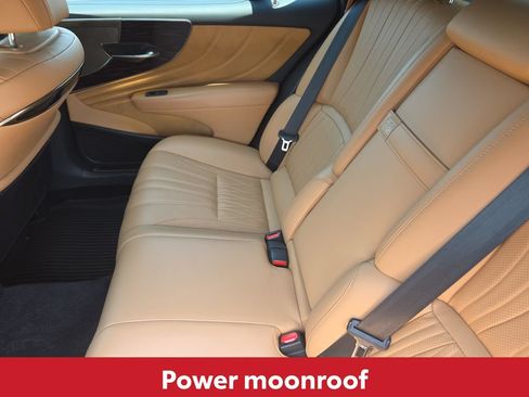 Used 2021 Lexus LS 500 w/ Interior Upgrade Package RWD image 18