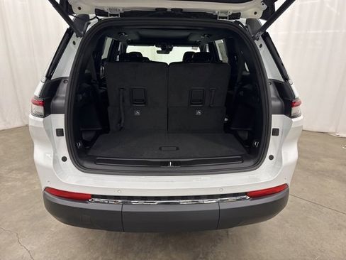 New 2025 Jeep Grand Cherokee L Limited w/ Trailer Tow Package image 28