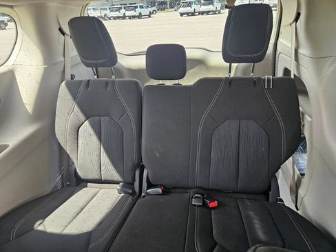 Used 2023 Chrysler Voyager LX FWD image 26