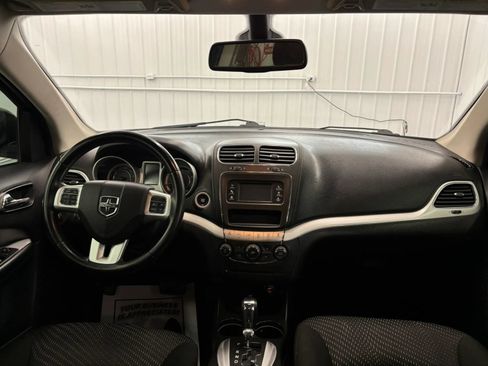 Used 2019 Dodge Journey SE w/ Connectivity Group AWD/4WD image 36