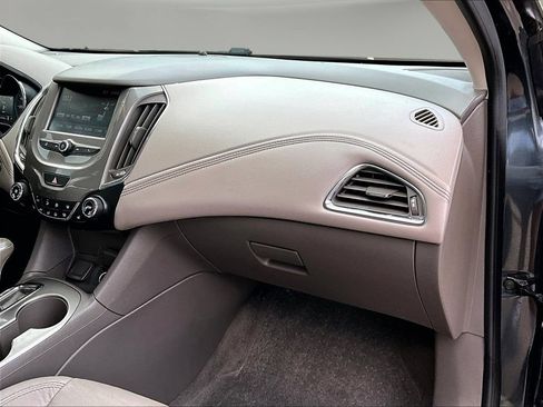 Used 2017 Chevrolet Cruze Premier w/ RS Package FWD image 30