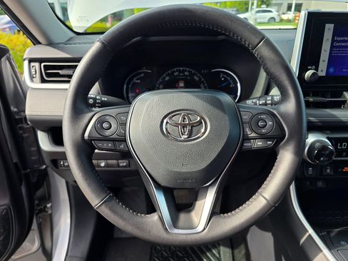 Used 2025 Toyota RAV4 XLE w/ Convenience Package AWD/4WD image 13