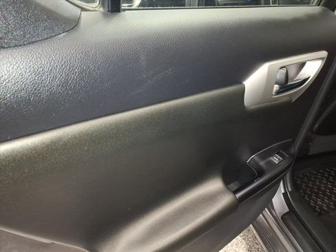 Used 2012 Lexus CT 200h image 17