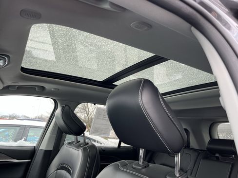 Used 2023 Jeep Grand Cherokee 4WD 4xe w/ Luxury Tech Group II image 24