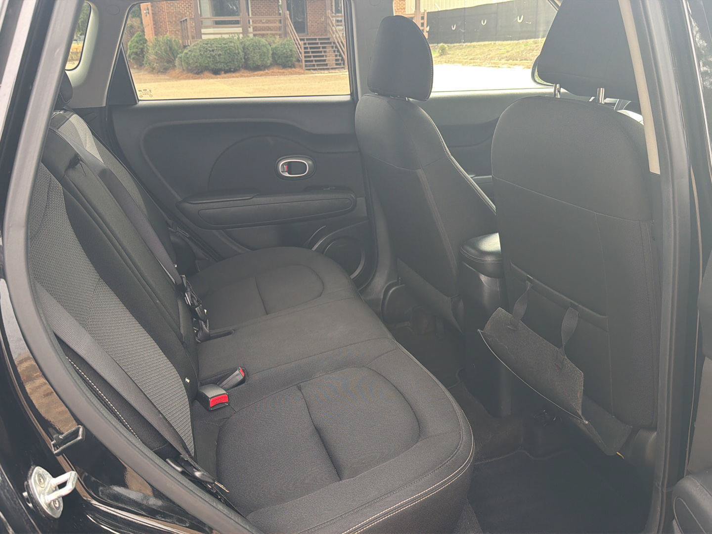 Used 2017 Kia Soul + FWD image 13