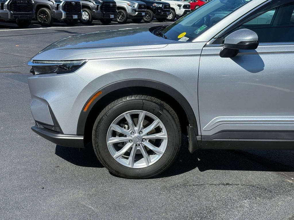 Used 2025 Honda CR-V EX-L image 2