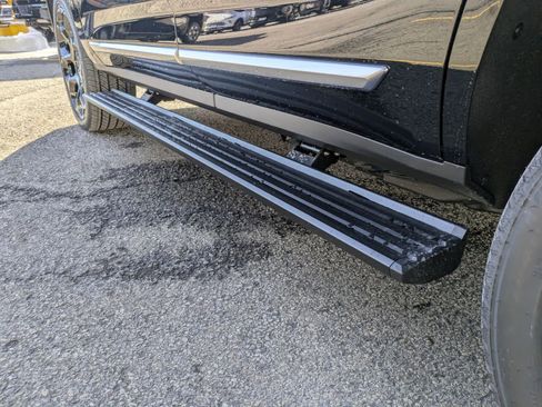 New 2026 GMC Yukon Denali image 28