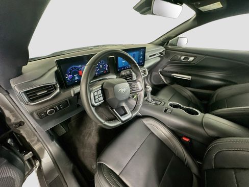 Used 2026 Ford Mustang Premium RWD image 18