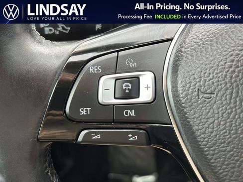 Used 2018 Volkswagen Atlas SE w/ R-Line Package image 22