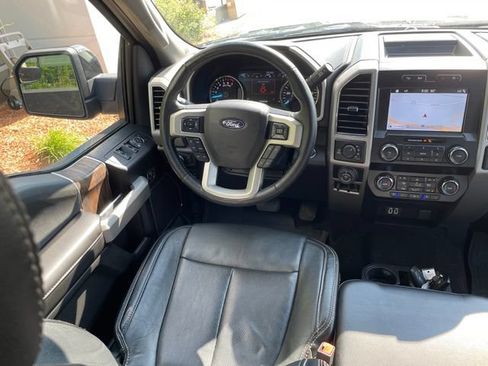 Used 2019 Ford F150 Lariat w/ Trailer Tow Package AWD/4WD image 12