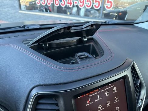 Used 2020 Jeep Cherokee Trailhawk w/ Cold Weather Group image 34