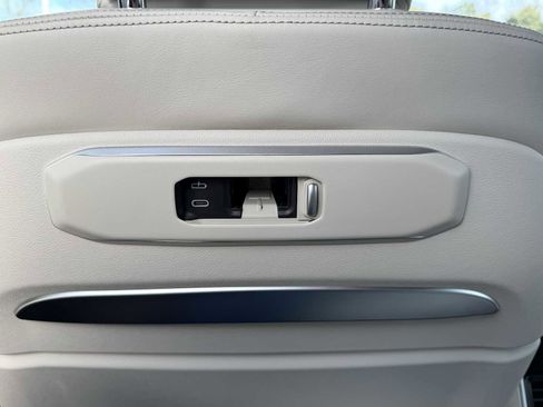 New 2026 BMW X7 xDrive40i image 44