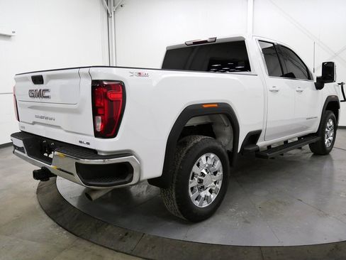Used 2022 GMC Sierra 2500 SLE w/ X31 Off-Road Package image 7