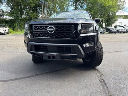 New 2024 Nissan Frontier SV w/ Hardbody Edition