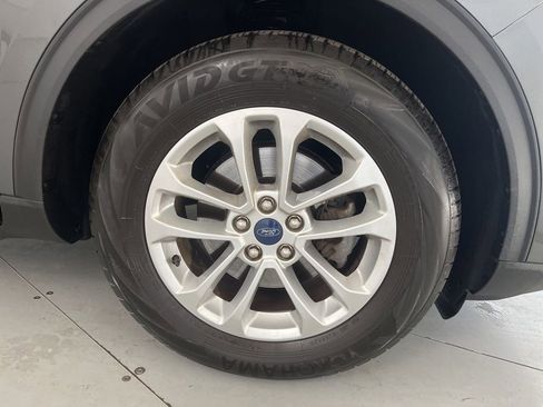 Used 2020 Ford Escape SE FWD image 18