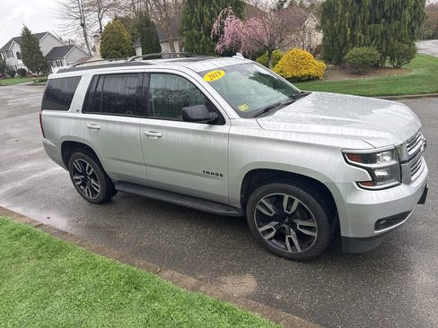 Used 2019 Chevrolet Tahoe LT image 4
