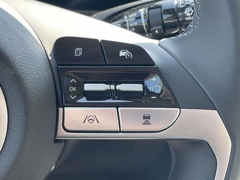 New 2026 Hyundai Elantra Limited image 22