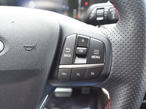 Used 2023 Ford Escape ST-Line AWD/4WD image 23