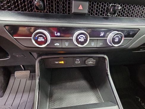 Used 2024 Honda CR-V LX image 16