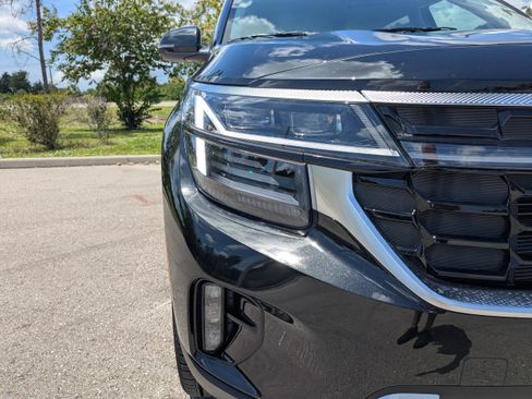 New 2026 Kia Seltos SX w/ SX Sunroof Package image 12