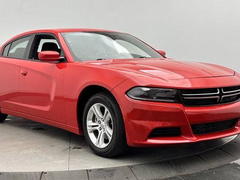 Used 2022 Dodge Charger SXT image 3