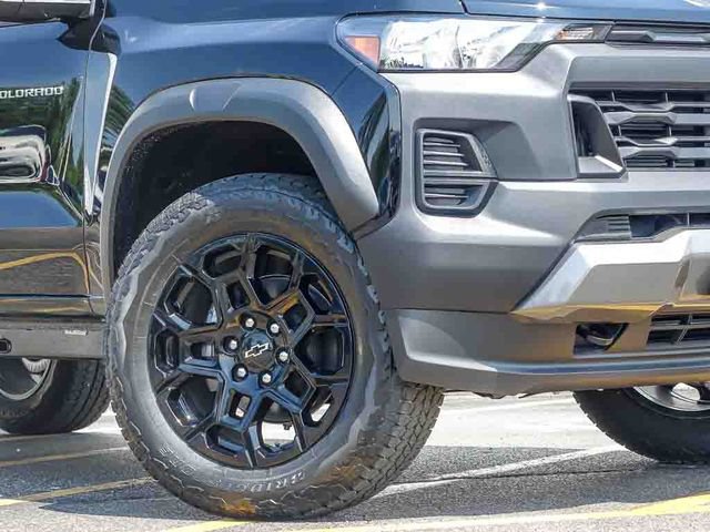 New 2026 Chevrolet Colorado Trail Boss AWD/4WD image 4