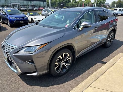 Used 2019 Lexus RX 450h AWD w/ Navigation Package image 3