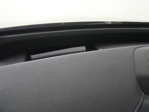 Used 2025 BMW iX xDrive50 image 23