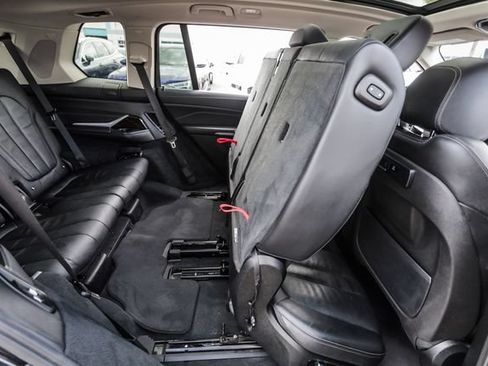 Used 2020 BMW X7 xDrive40i w/ Cold Weather Package AWD/4WD image 73