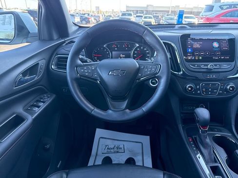 Used 2024 Chevrolet Equinox RS w/ RS Leather Package image 17