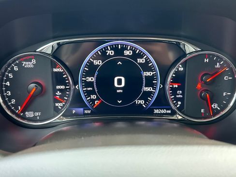 Used 2020 GMC Acadia Denali w/ Technology Package AWD/4WD image 11