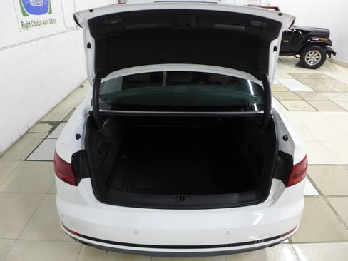 Used 2018 Audi A4 2.0T Premium Plus w/ Premium Plus Package image 75