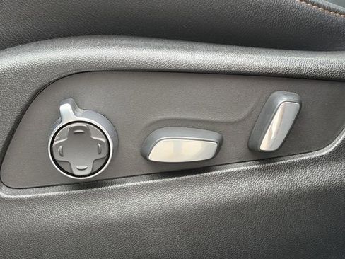 Certified 2023 Cadillac XT4 Sport FWD image 16