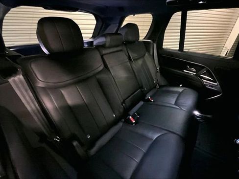 Certified 2024 Land Rover Range Rover SE AWD/4WD image 16