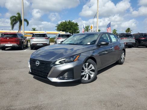 New 2025 Nissan Altima 2.5 S image 19